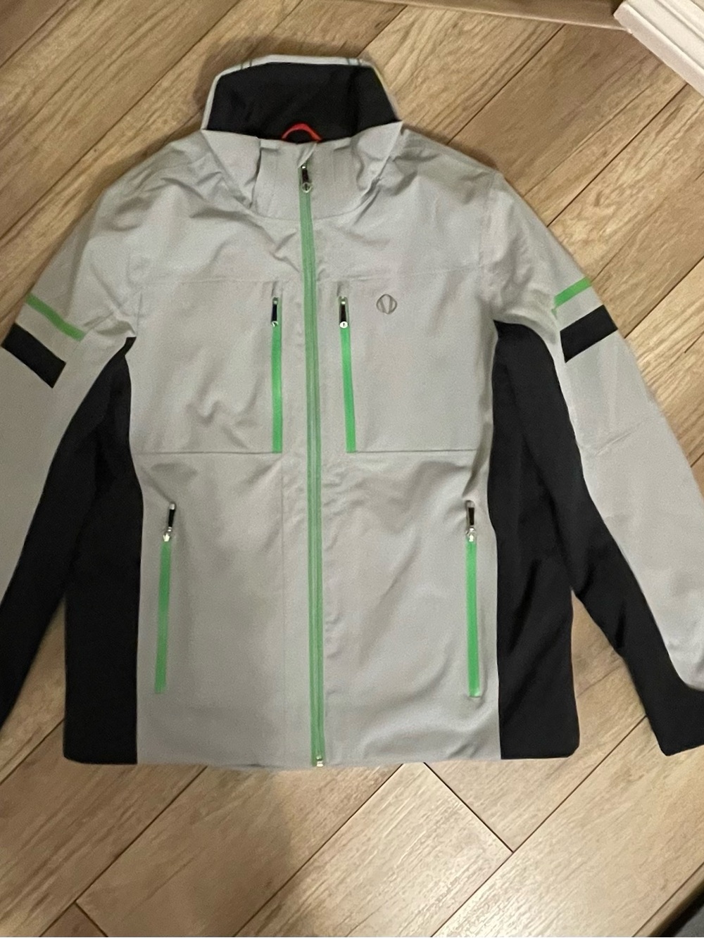 Sunice Light Gray Softshell Jacket with Lime Zippers